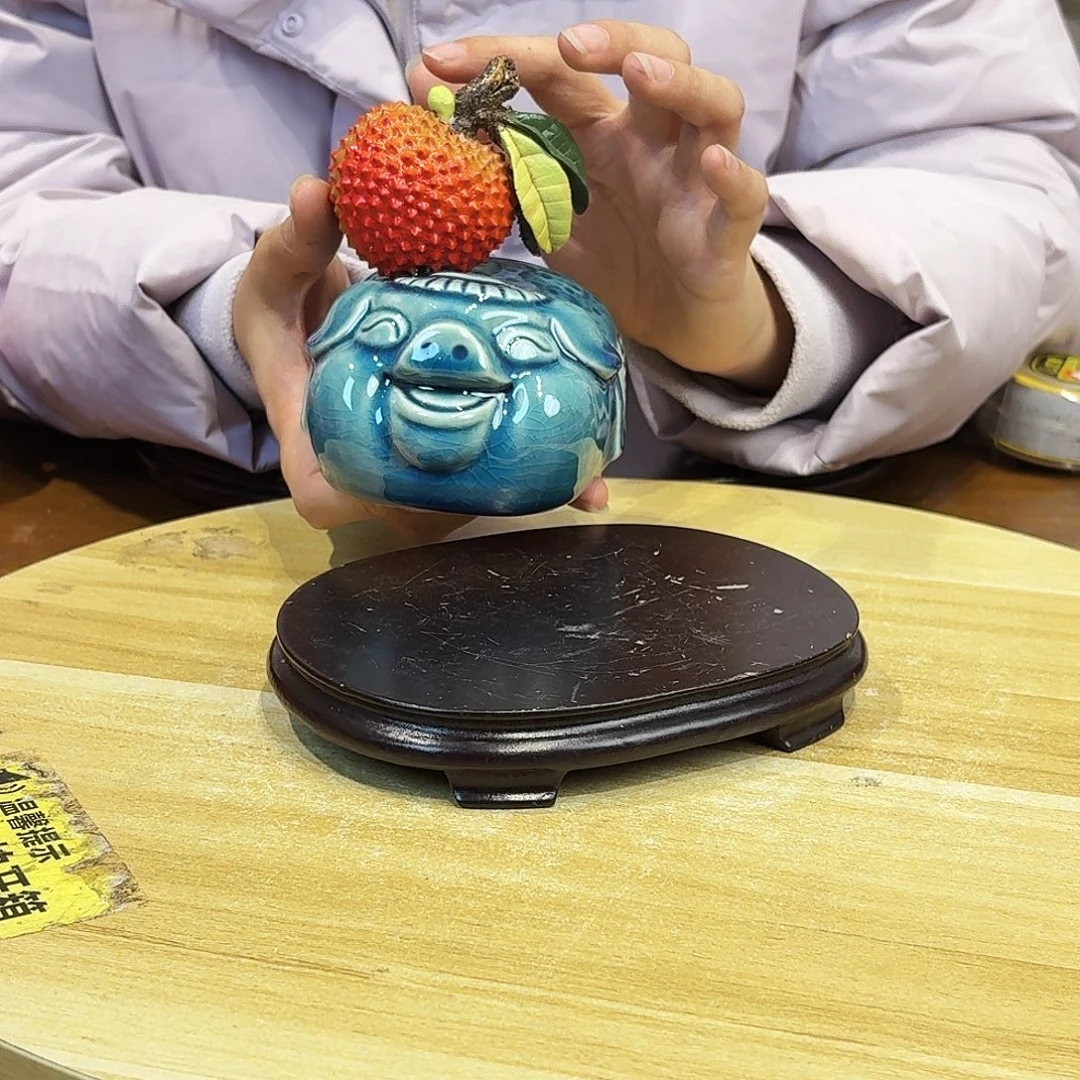 陶瓷猪仔荔枝邓威，单荔枝