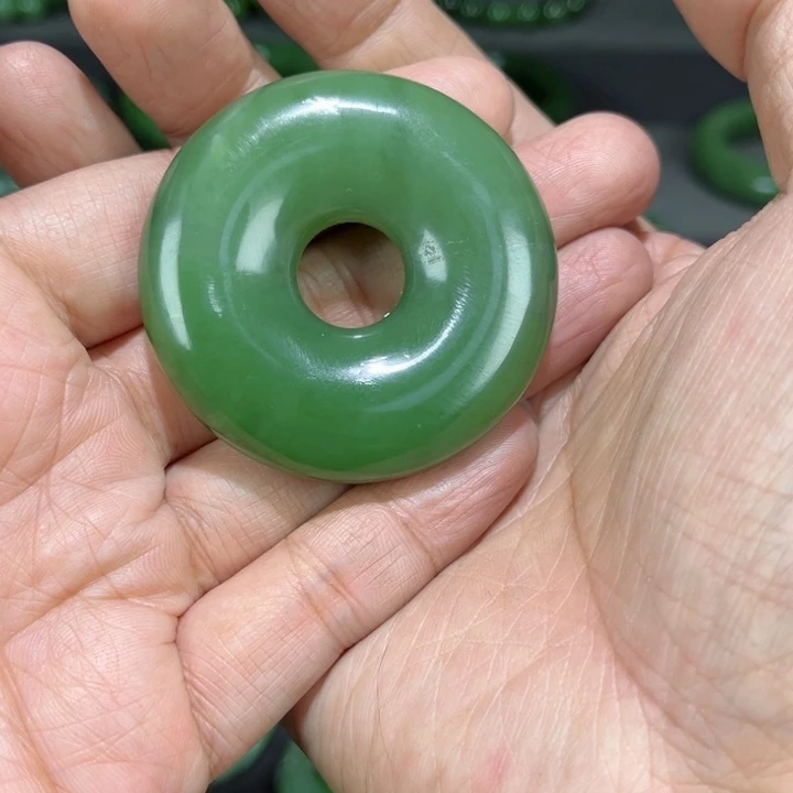 和田玉（碧玉）颈饰未镶嵌华*