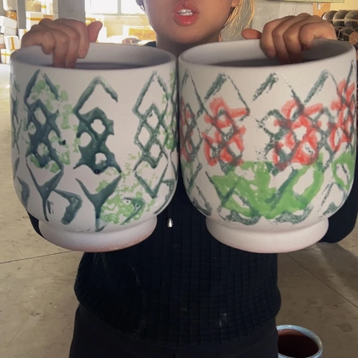 微瑕高度22厘米口径20厘米