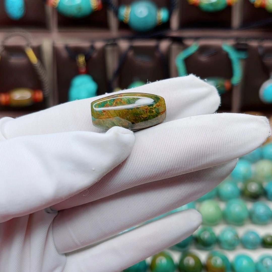 绿松石未镶嵌原矿