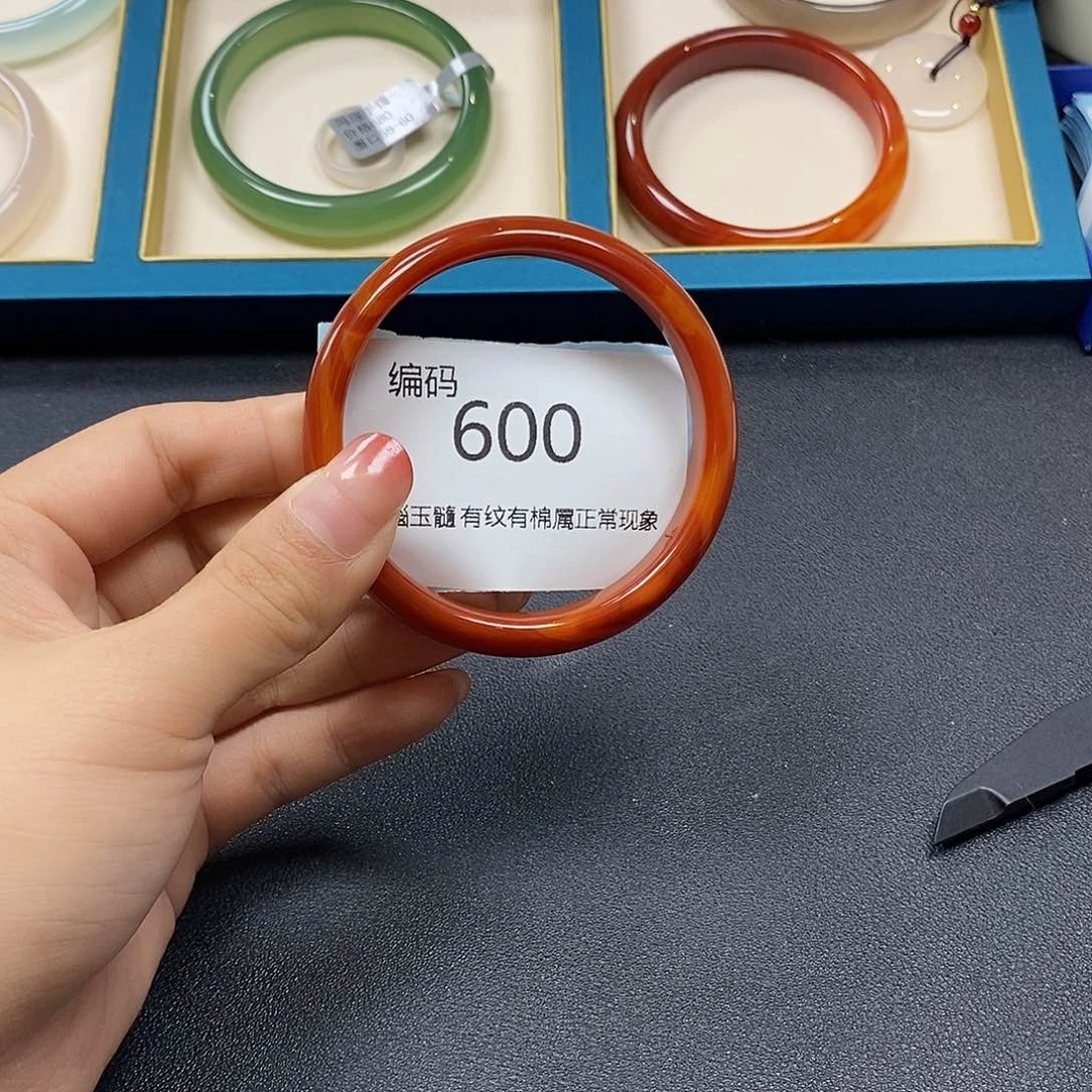 玛瑙/玉髓手镯未镶嵌?**?