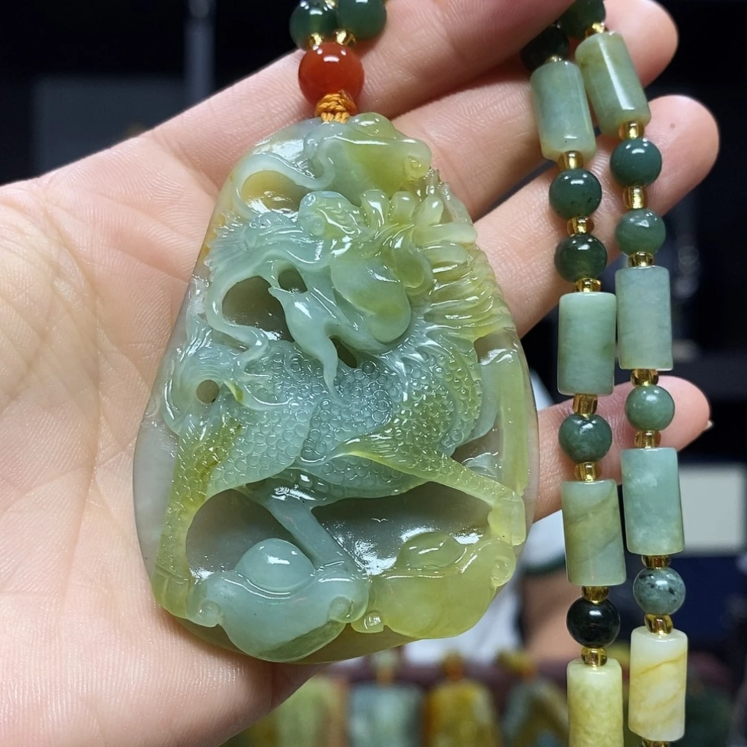 未镶嵌岫玉挂件吊坠
