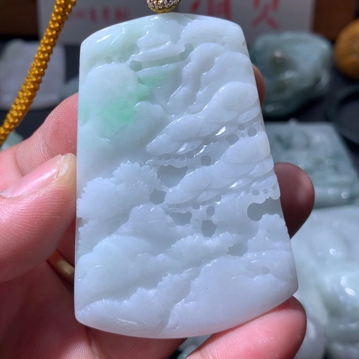 翡翠未镶嵌颈饰保真天然a货翡翠