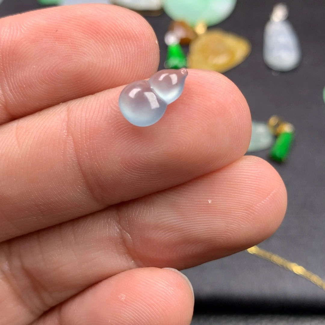 【闪购商品】颈饰未镶嵌翡翠翡翠