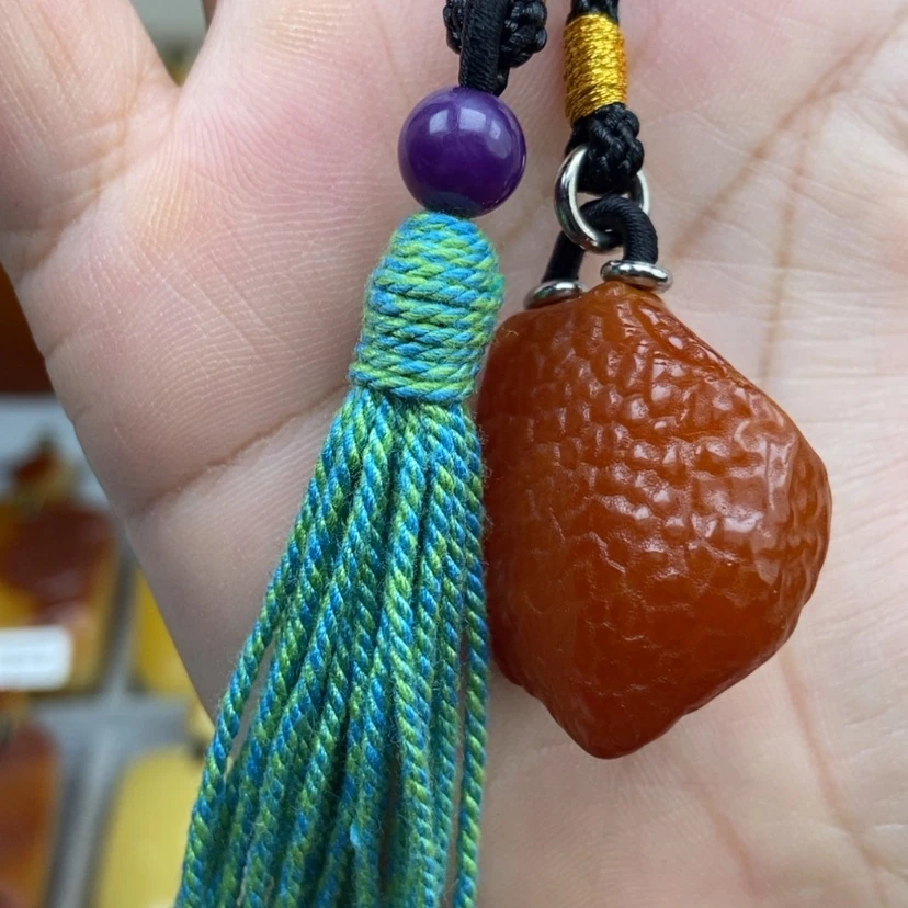 【闪购商品】琥珀颈饰未镶嵌