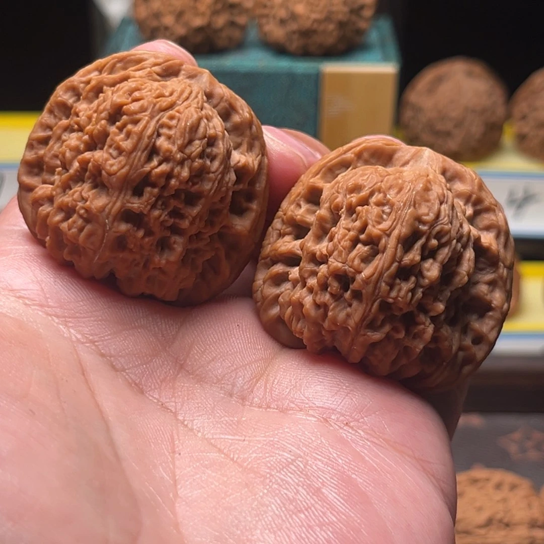 把件文玩核桃D**T火焰纹南疆石