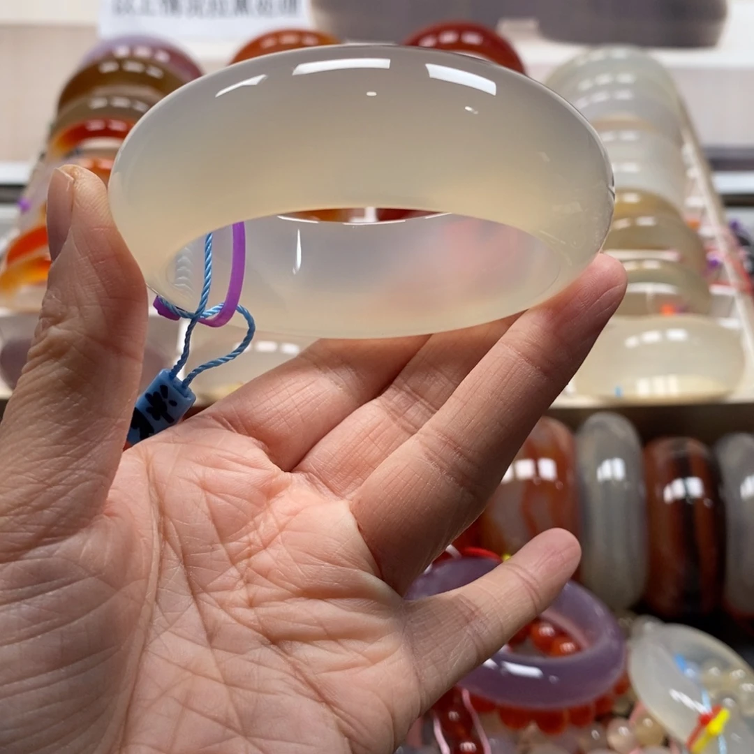 玛瑙/玉髓未镶嵌手镯