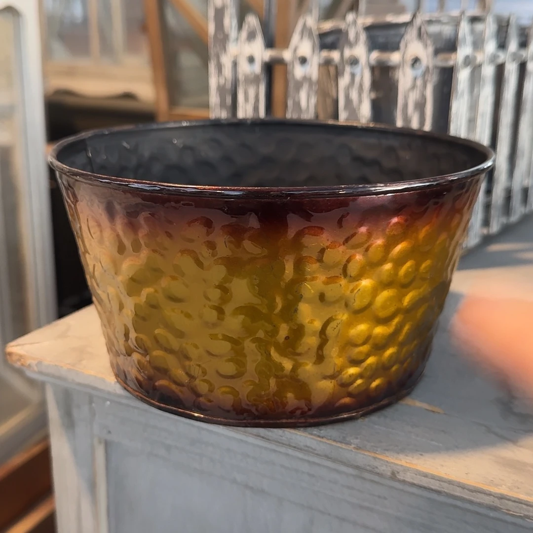 合成树脂铁艺花盆