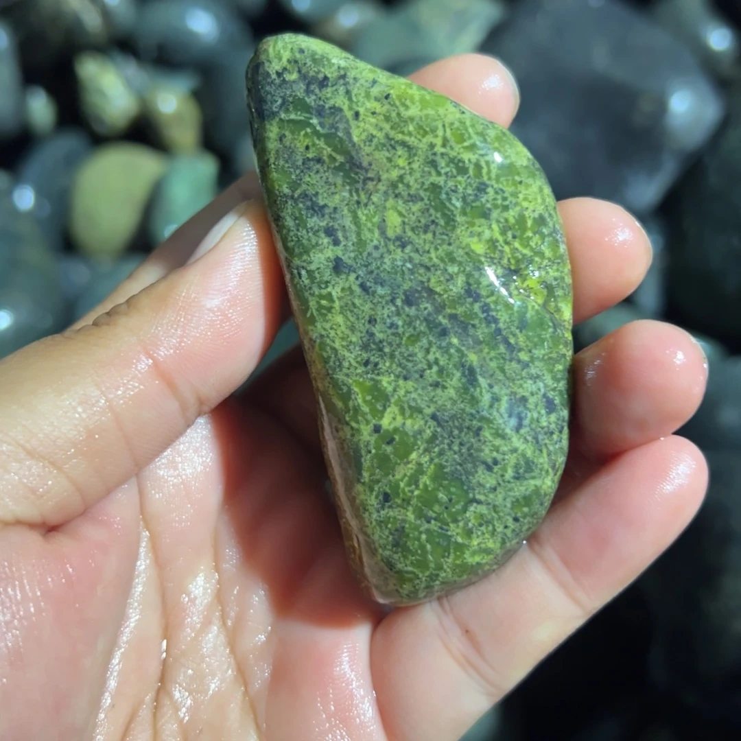 未镶嵌蛇纹石玉西藏藏玉药王石碳****命