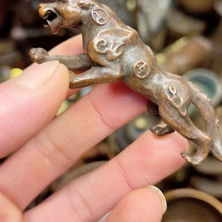 专属定制精美铜摆件