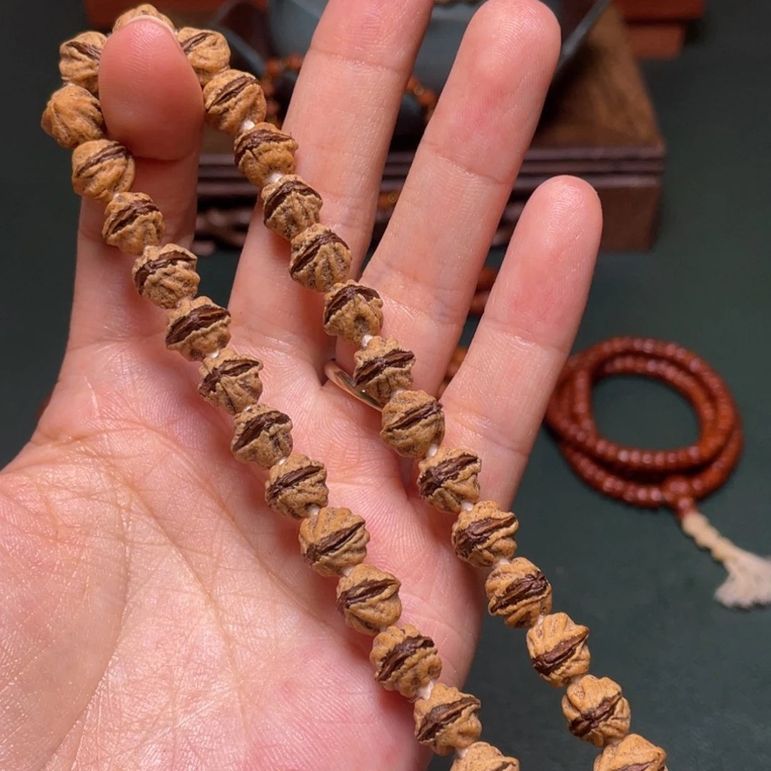 柏香籽/百香籽吊坠红芽金蟾手持