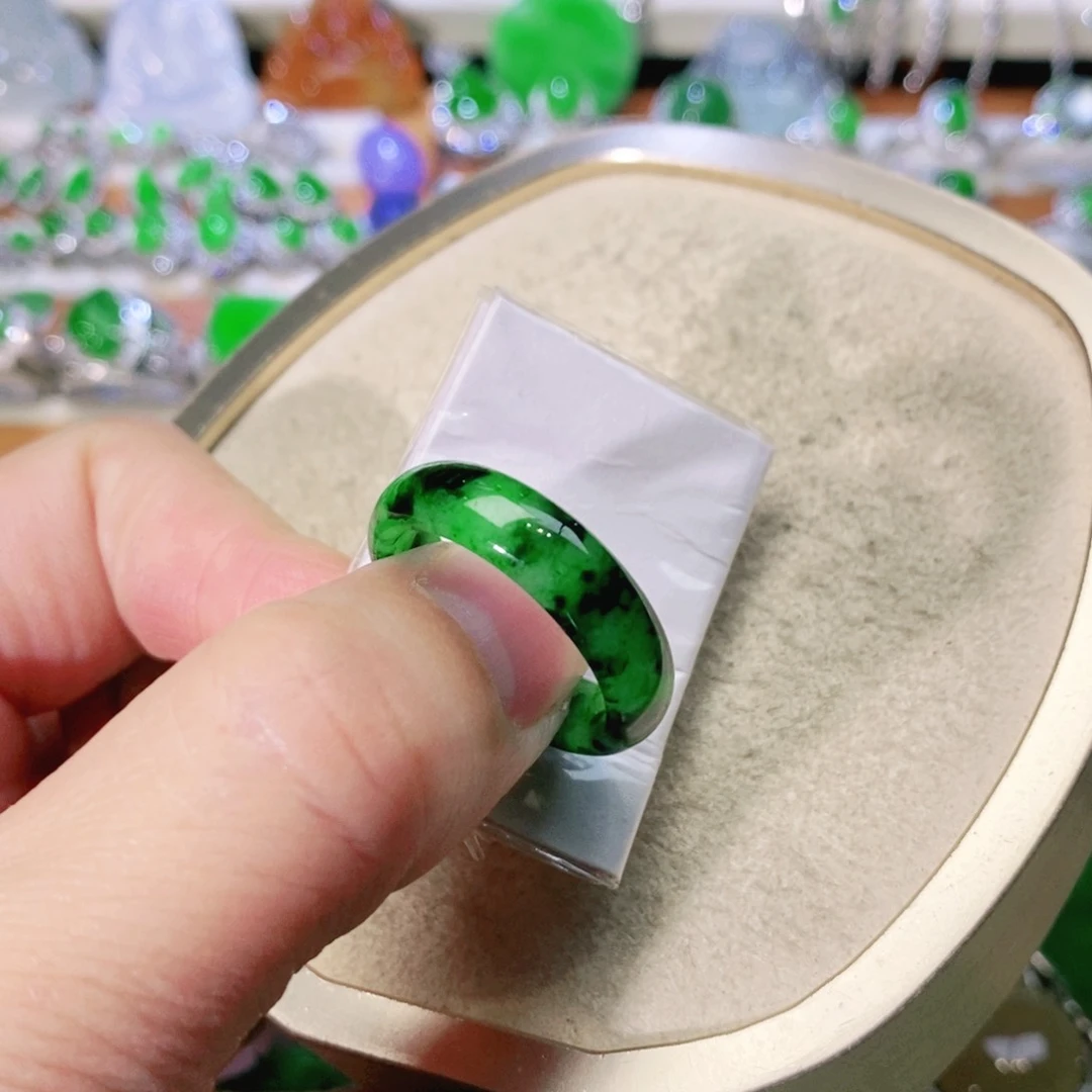 【闪购商品】未镶嵌挂件翡翠裸石