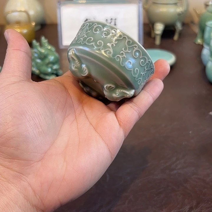 瓷片龙泉青瓷福利青瓷