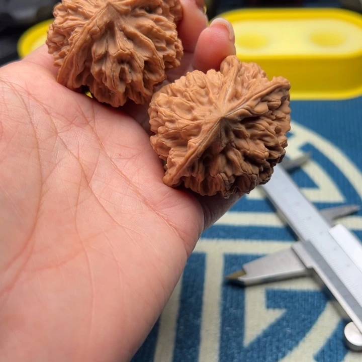 桃核吊坠文玩核桃猫头鹰