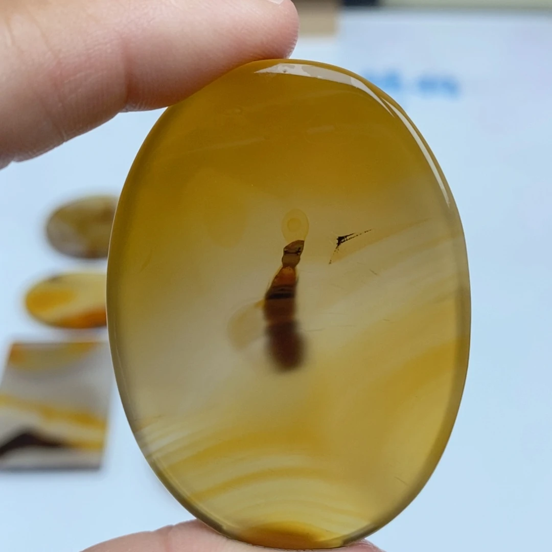 玛瑙/玉髓未镶嵌珠宝半成品