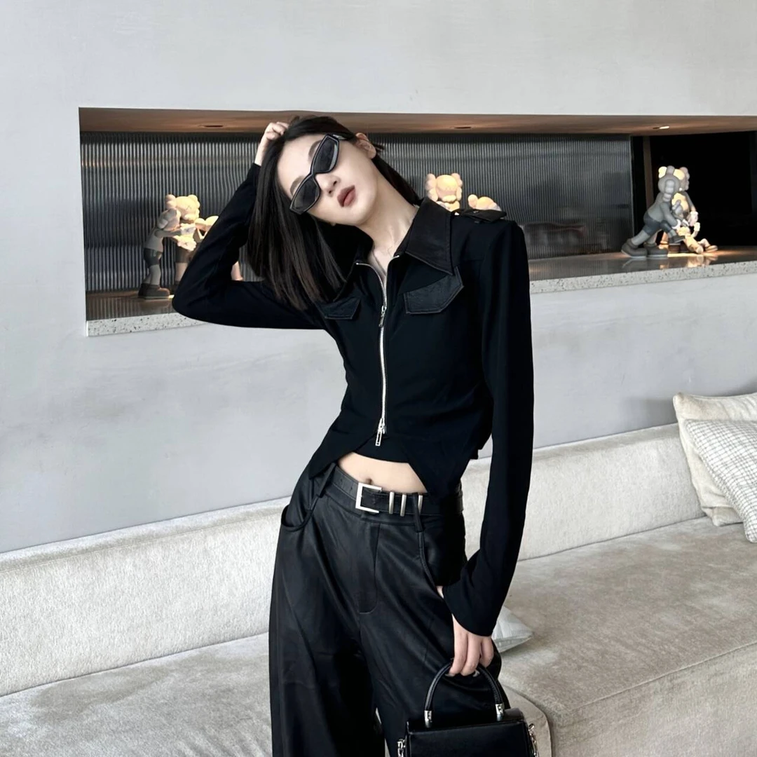邓蕾婷【皮领拼接】长袖显瘦高腰短款黑色修身时尚设计感上衣