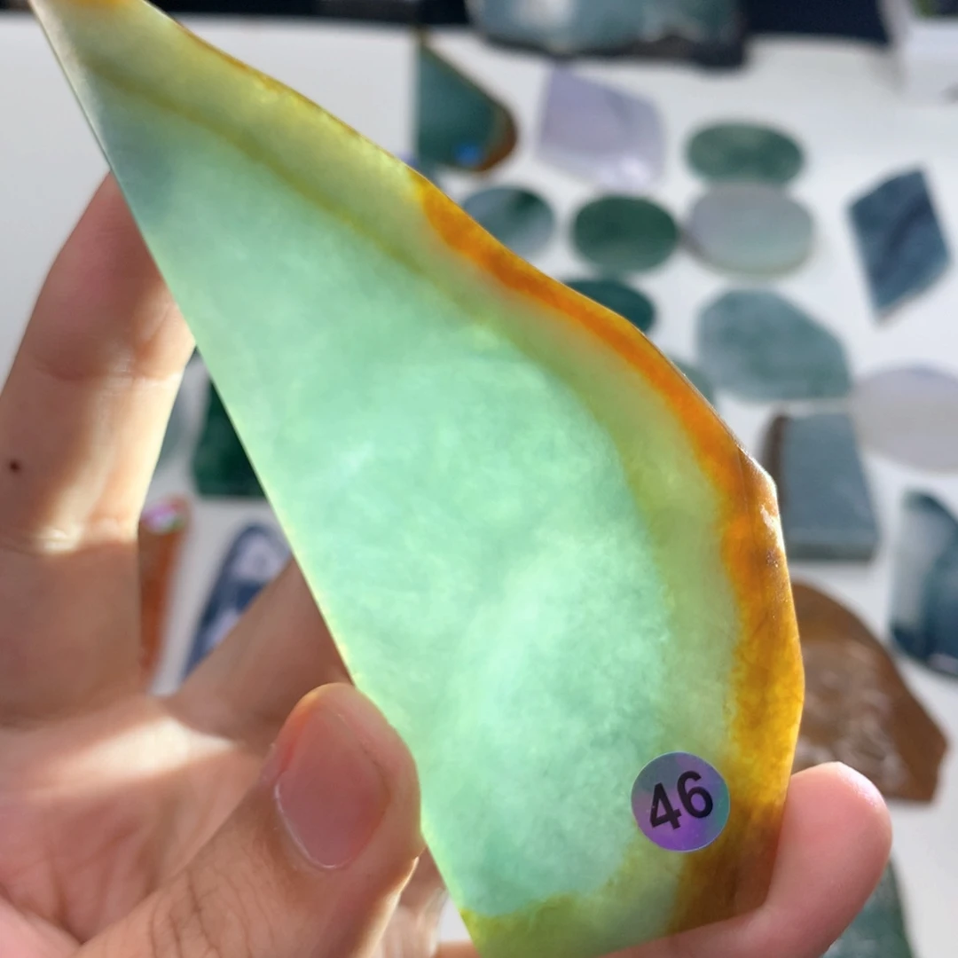 定制翡翠未镶嵌包工包料