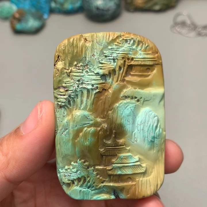 绿松石未镶嵌颈饰