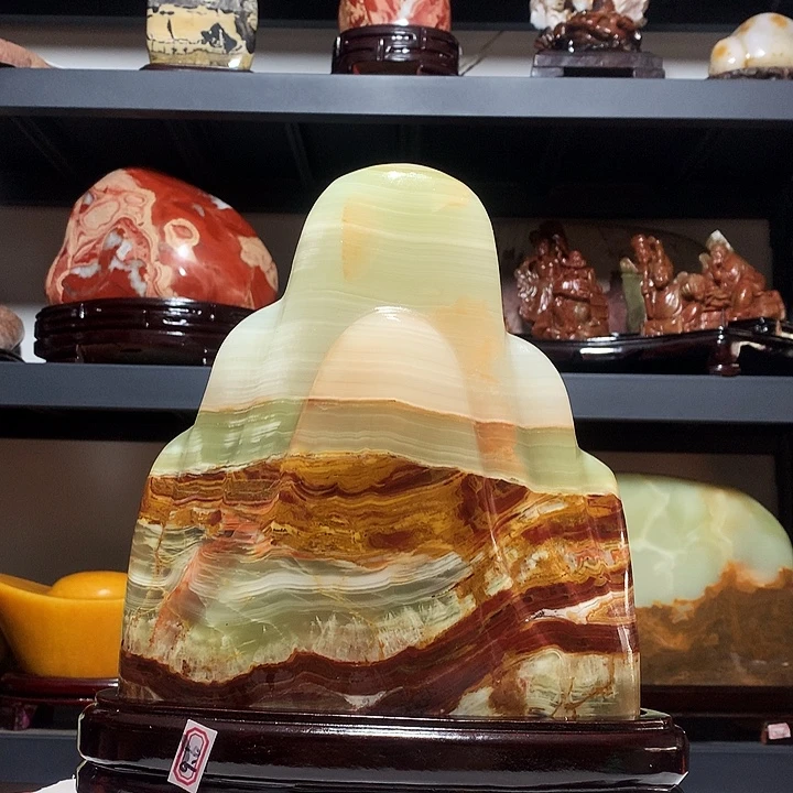 石材宽26厘米高31厘米