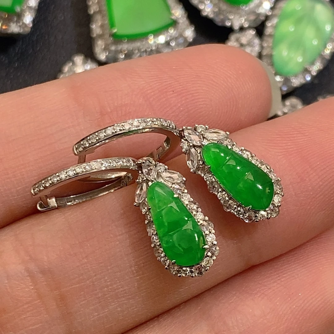 翡翠耳饰18K金镶嵌天然缅甸A货翡翠