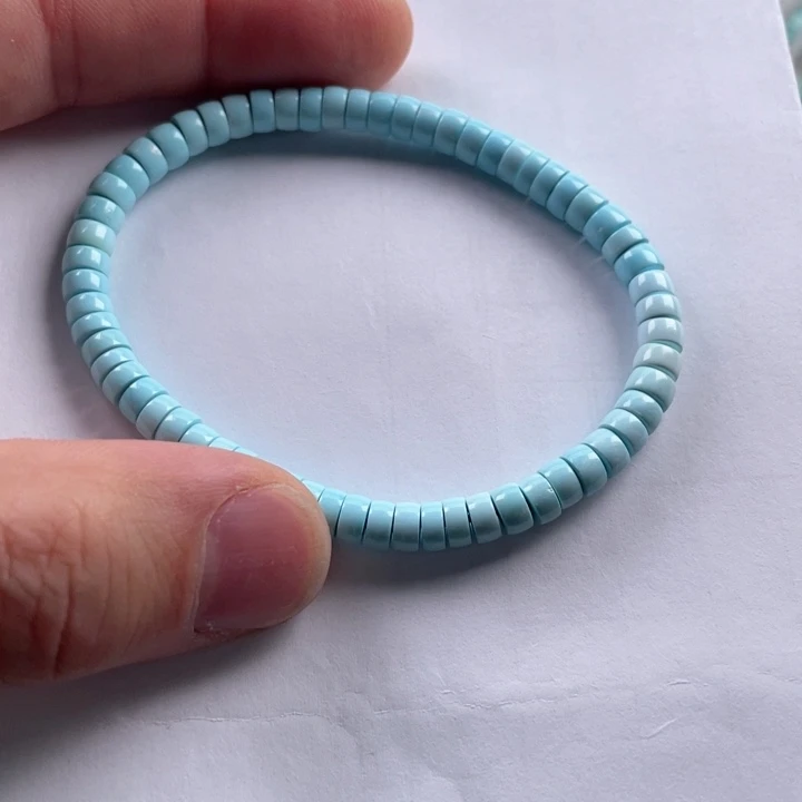 绿松石颈饰未镶嵌