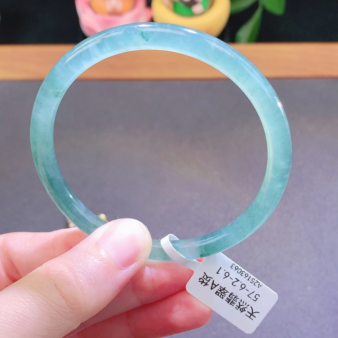 翡翠未镶嵌手镯天然翡翠