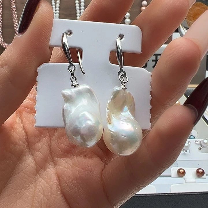 银S925镶嵌耳饰淡水珍珠