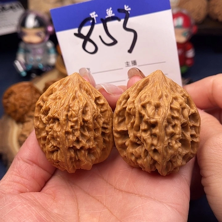 文玩核桃把件老树鸡心40