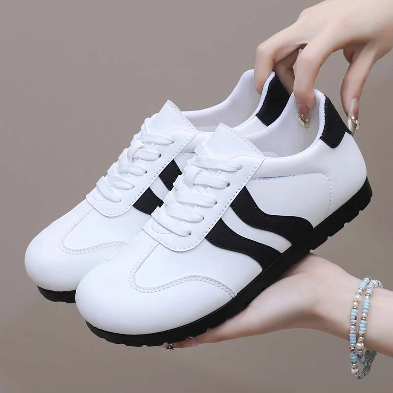 2025春季新款德训鞋女软底透气健步鞋百搭休闲小白鞋运动板鞋平底