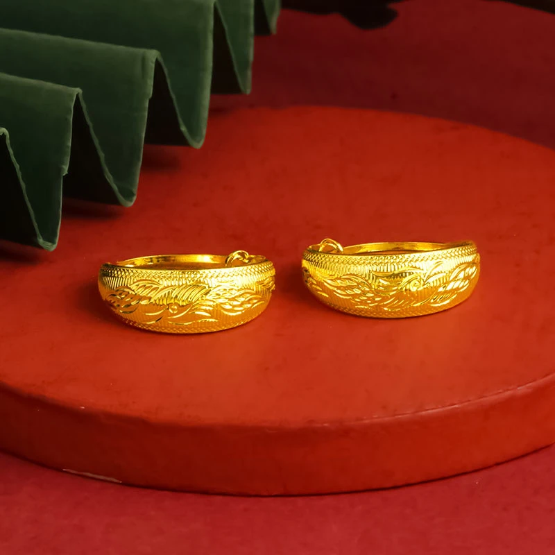 简约百搭款凤凰耳环