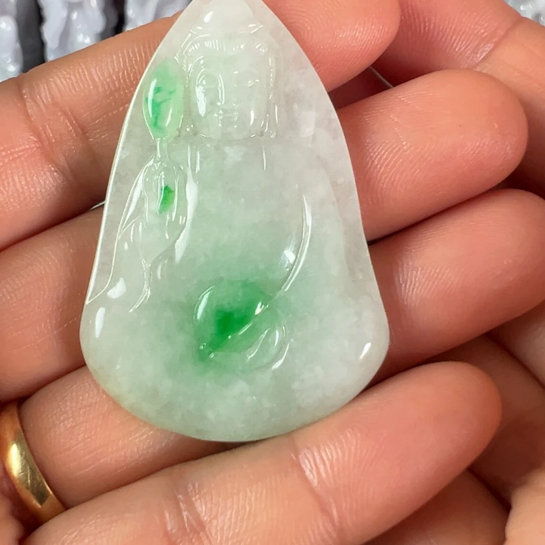 東***們翡翠未镶嵌项圈天然翡翠观音