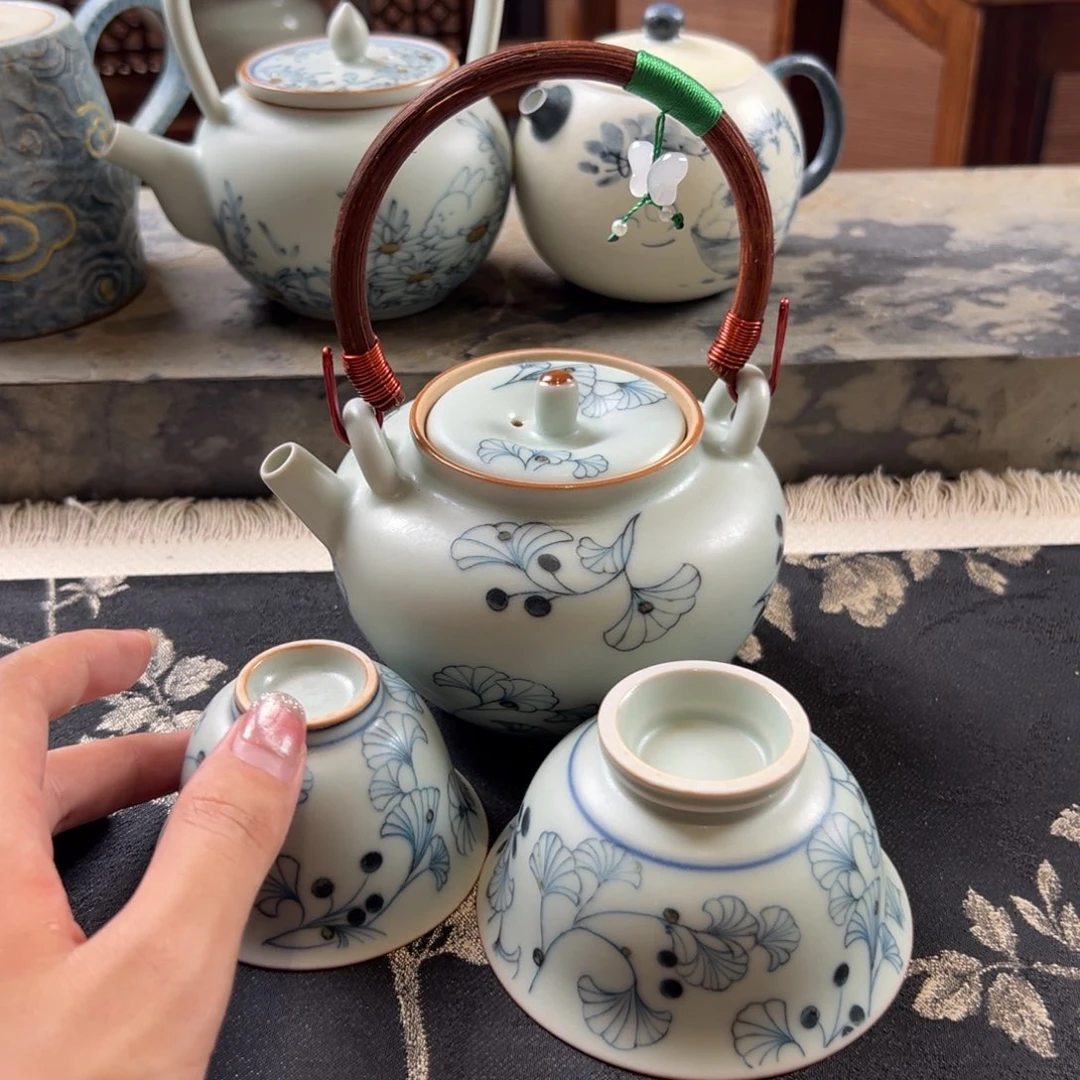 茶具等产品的生产和销售为