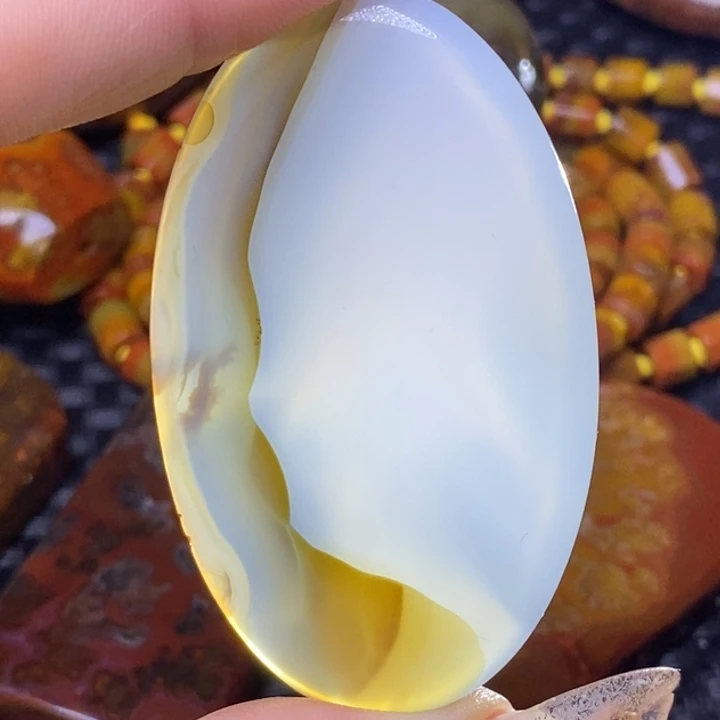 玛瑙/玉髓颈饰未镶嵌