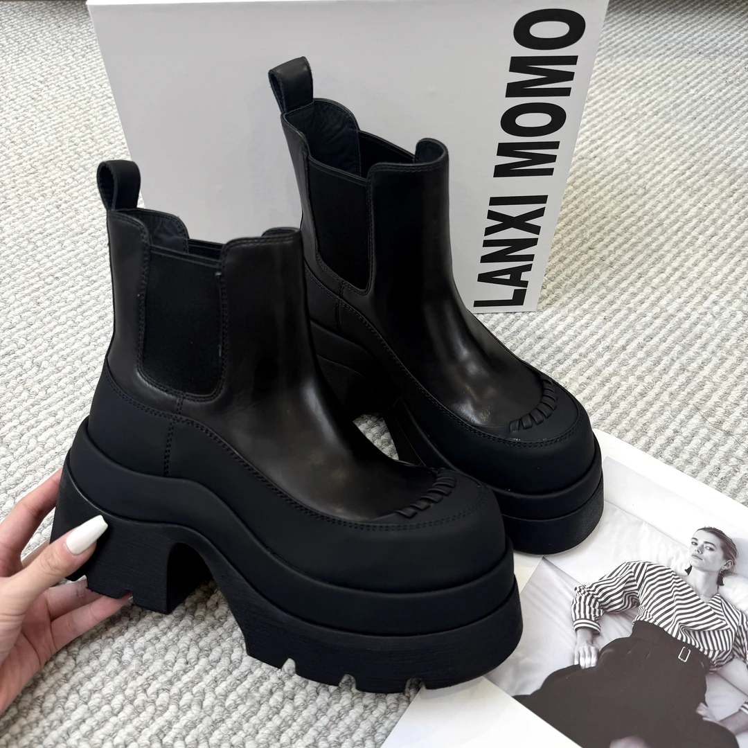 【FeiFei】时尚百搭黑色厚底英伦风秋冬圆头短靴25XZ824LX