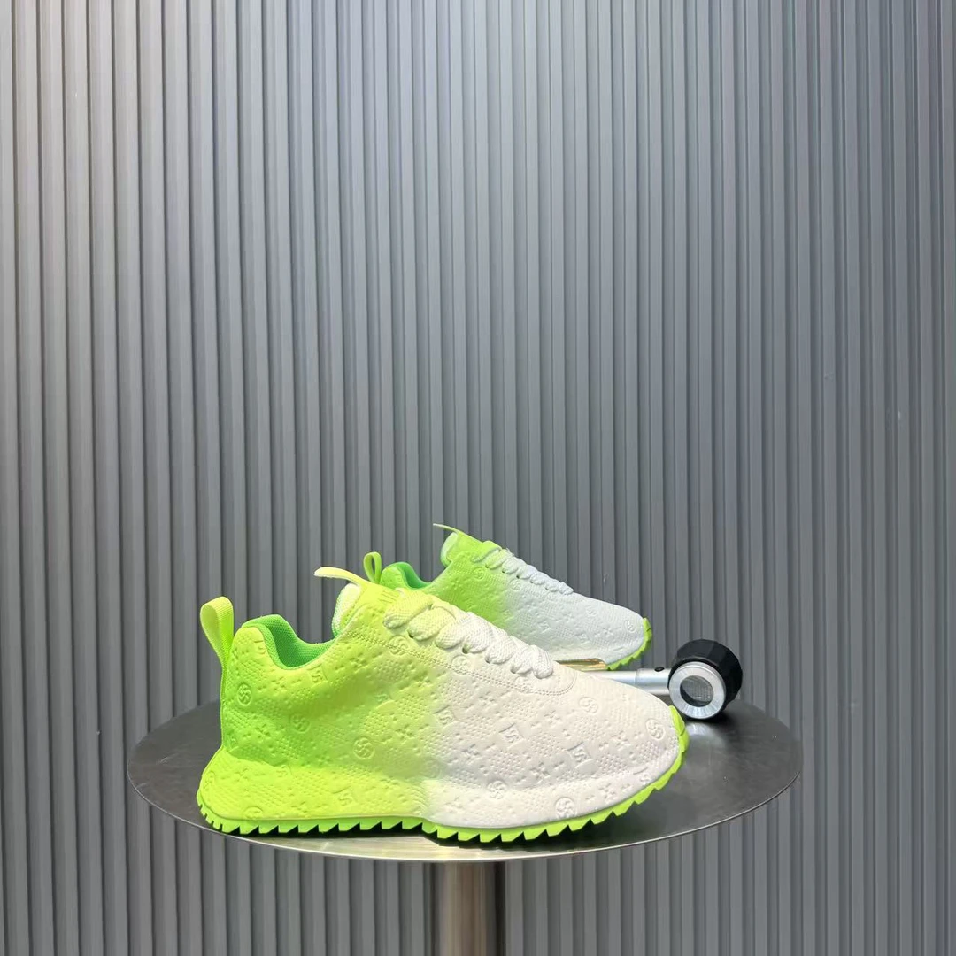 秋季潮鞋休闲鞋时尚渐变色男士百搭舒适潮流