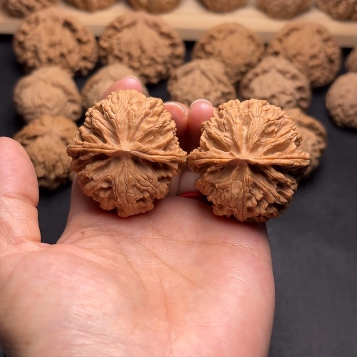 把件文玩核桃41苹果克重43.6