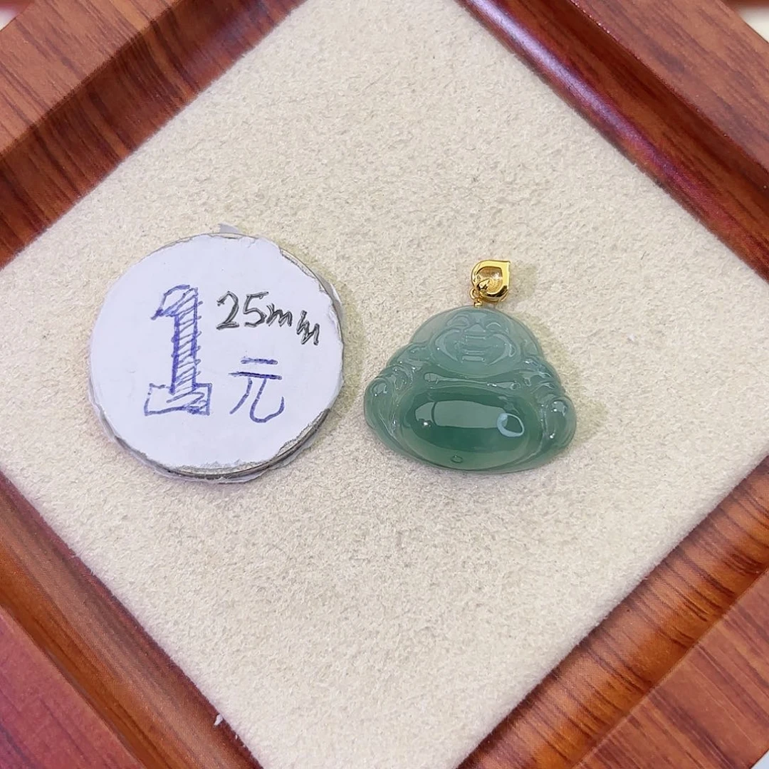 翡翠18K金镶嵌颈饰唐*丝佛公