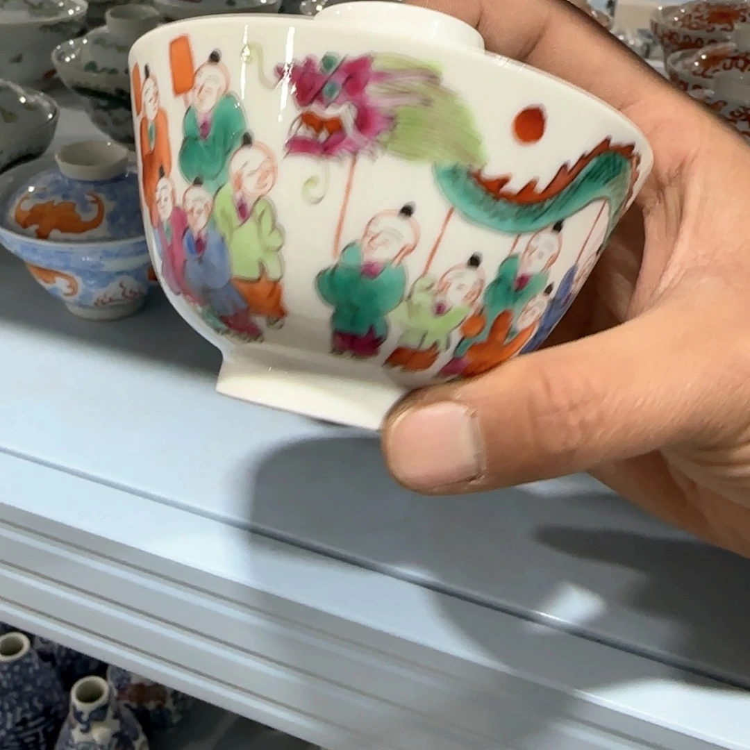 瓷片瓷器的造型和制作技术均