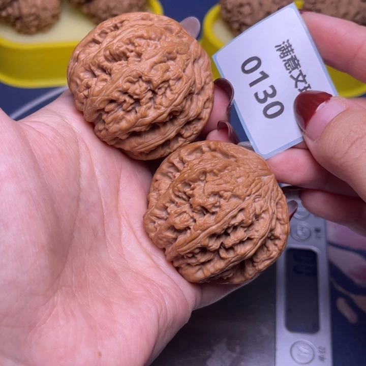 文玩核桃把件粗筋47.0130