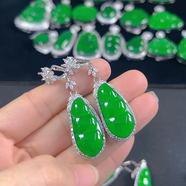 蹭***妈翡翠银S925镶嵌吊坠(不含链)