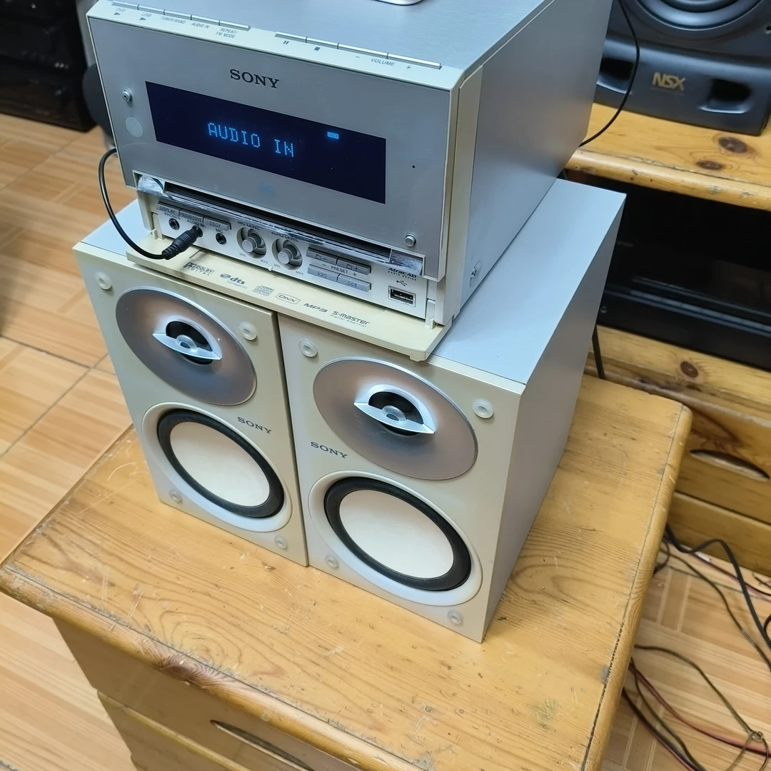 8新  电脑音箱，运费买家自理