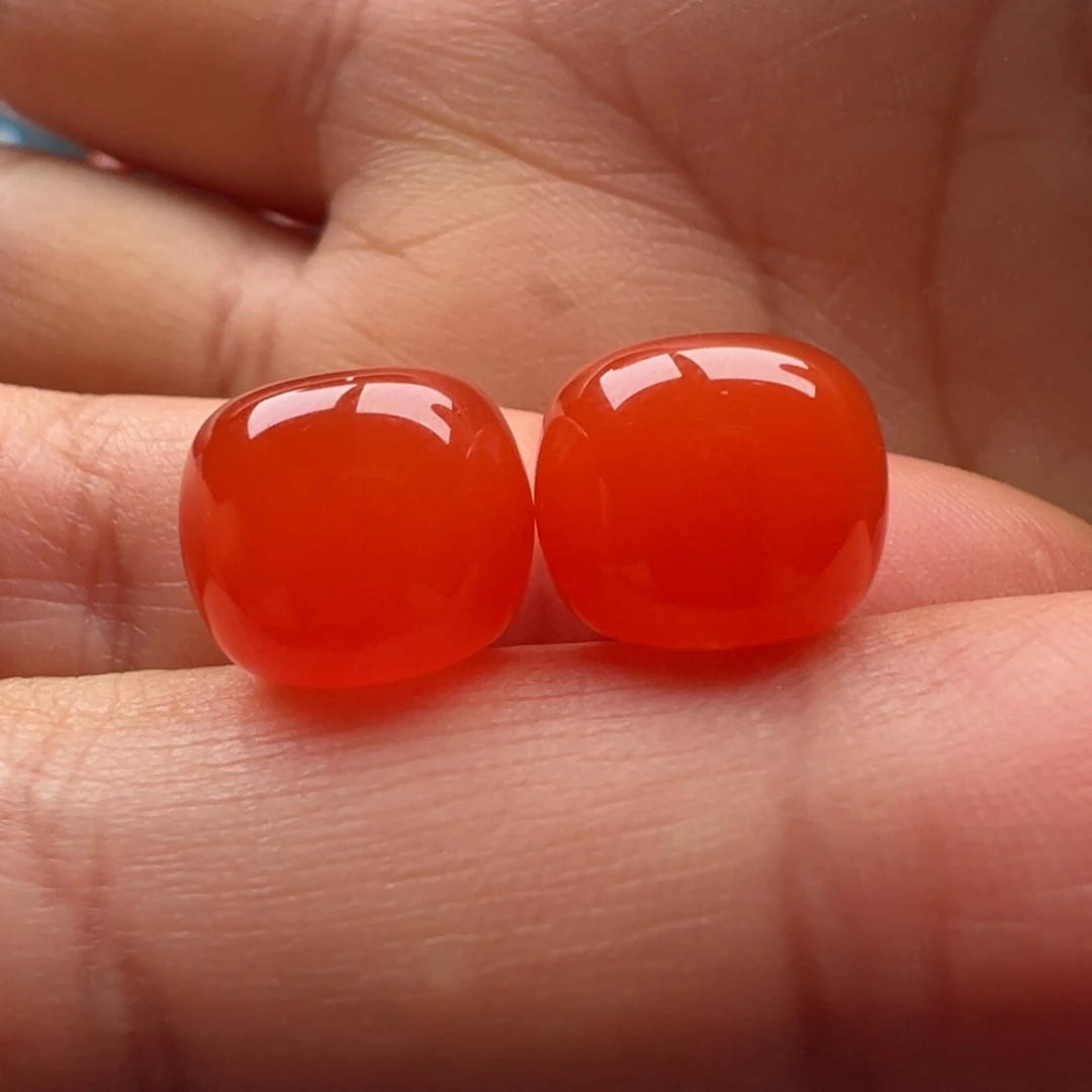 南红玛瑙未镶嵌老型12x10.3一对