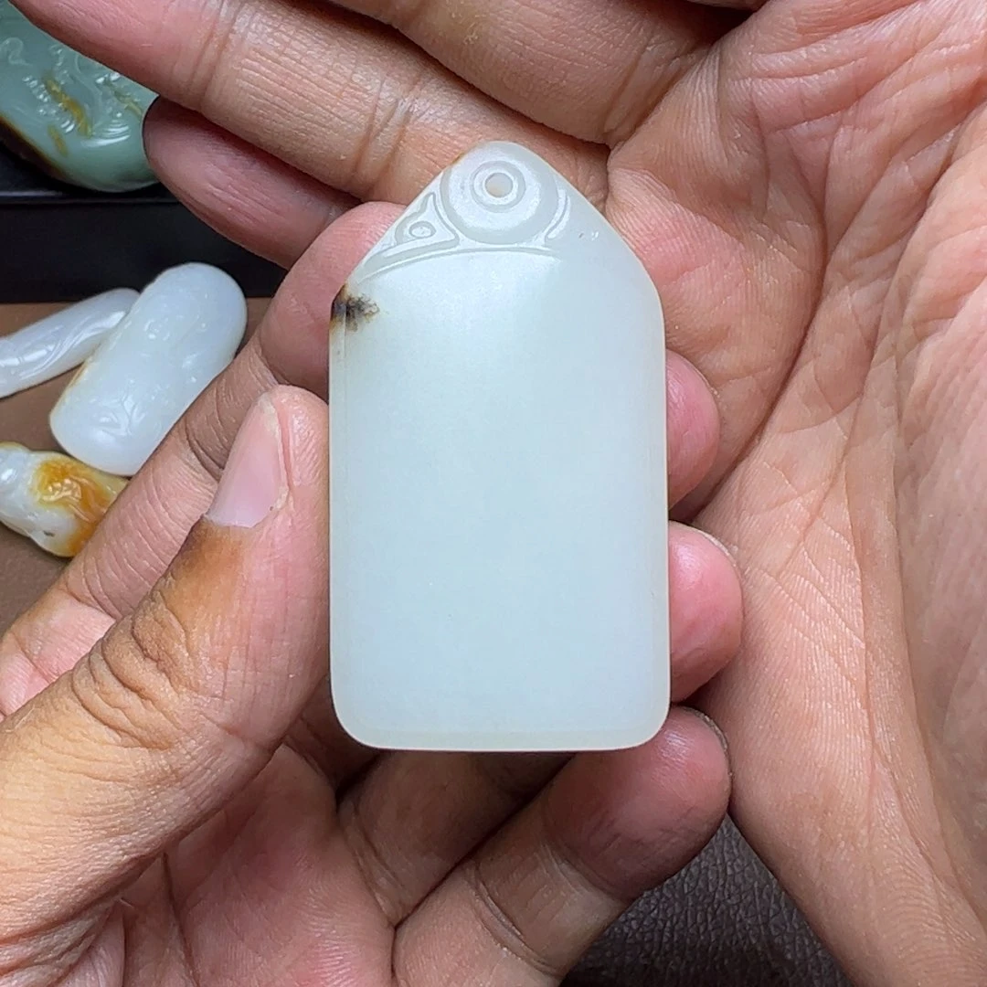 吊坠(不含链)未镶嵌和田玉C***s