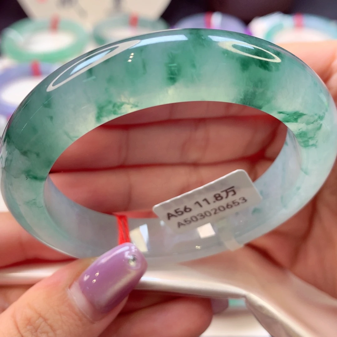 翡翠手镯未镶嵌泥鳅背20号66