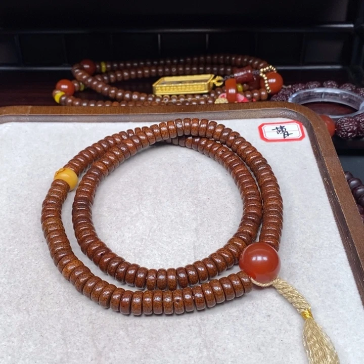 星月菩提吊坠泰**哥星月