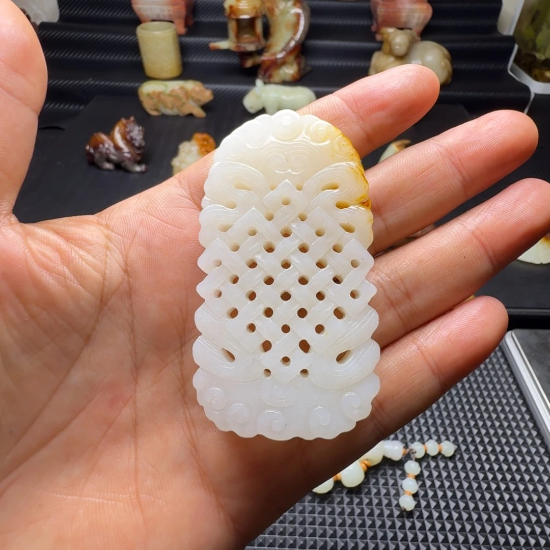 *****和田玉未镶嵌挂件