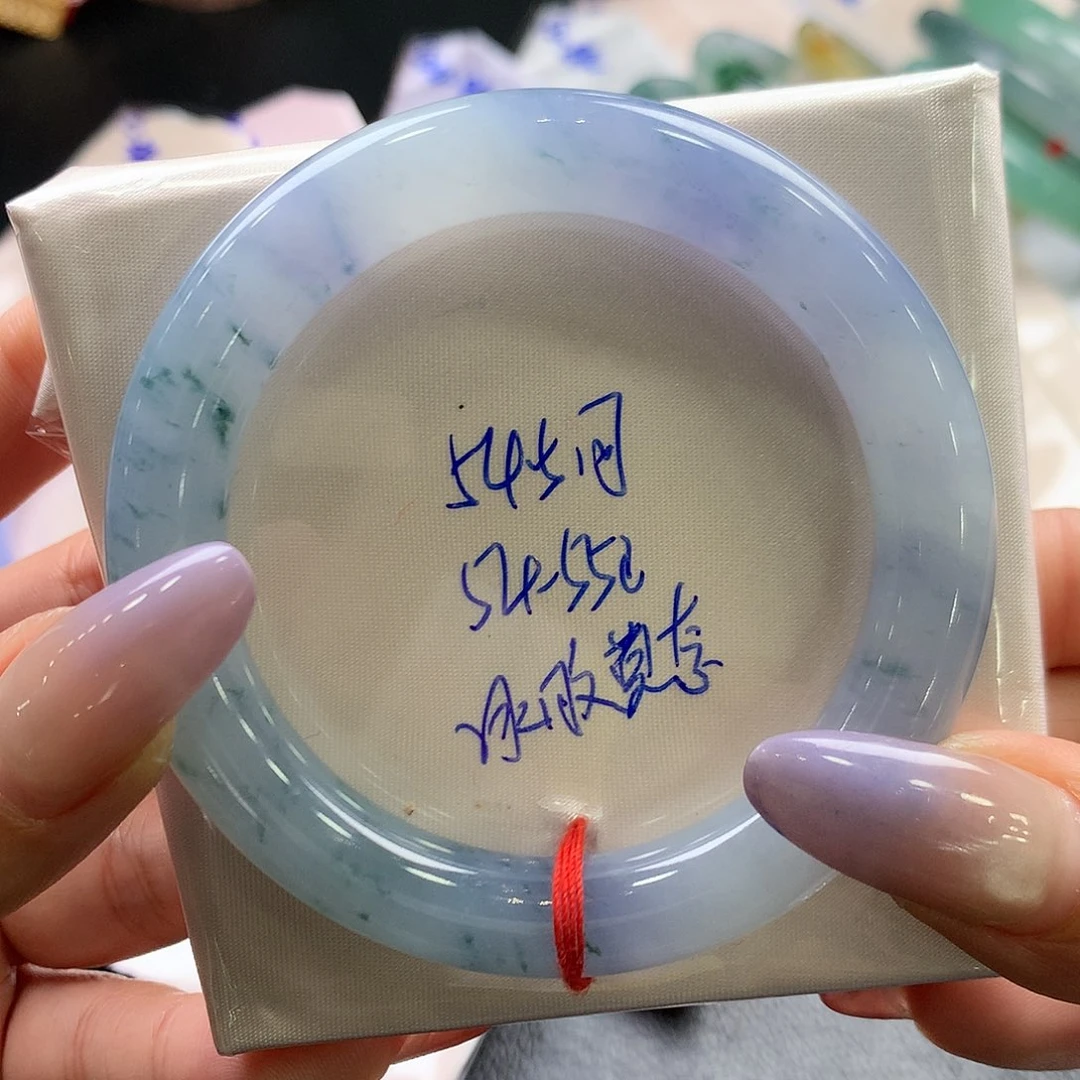 翡翠未镶嵌手镯54.5圆大漏