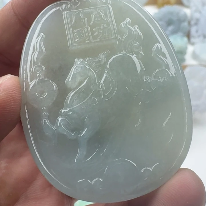 翡翠未镶嵌颈饰天然缅甸A货翡翠