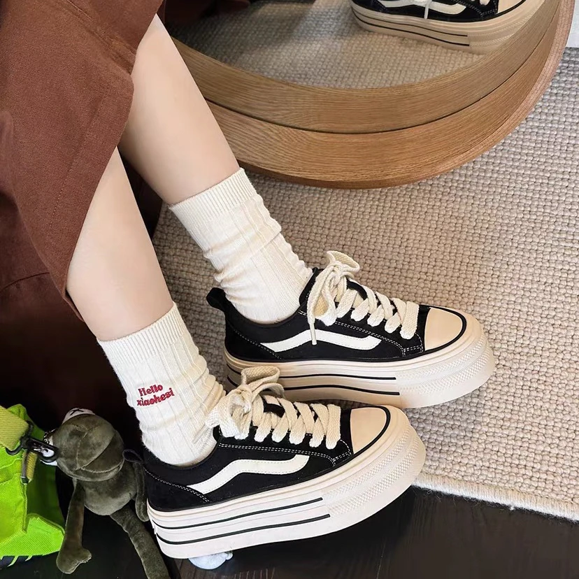 轩轩家【经典大万万】超火爆款松糕厚底显高百搭英伦风韩版休闲鞋