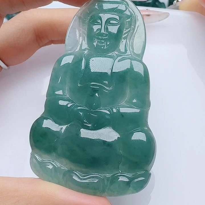 翡翠未镶嵌颈饰天然的A货翡翠多样性发其一